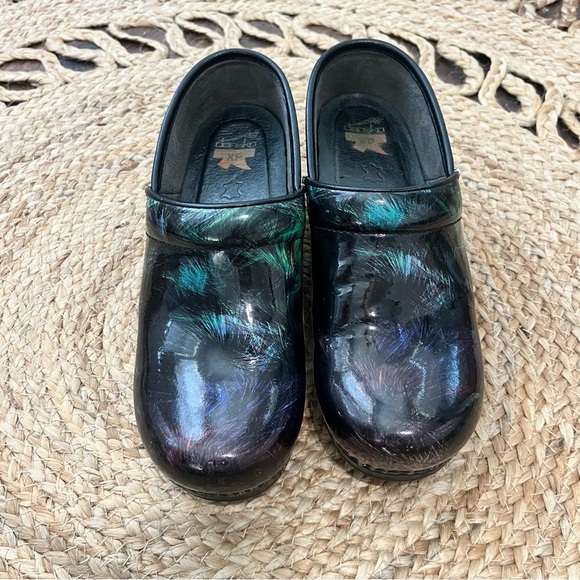 Dansko Womans Size 39 Colorful Comfort Slip On Nursing Shoes Mary Jane Clogs - Picture 2 of 5